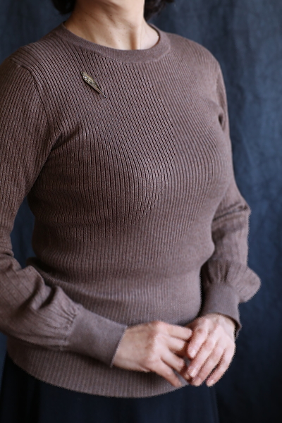 ペーストの鈴蘭シルバーブローチ　イギリス　アンティークストリュフ 202602024