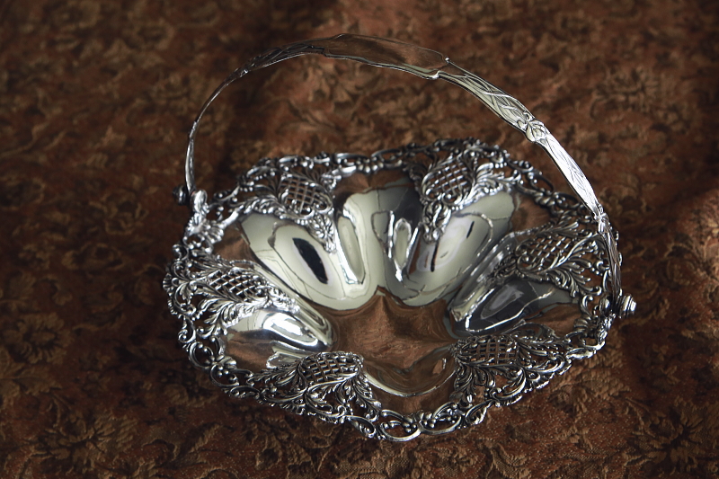 レースワークケーキバスケット　ヴィクトリアン　LEE & WIGFULL　イギリス　アンティークストリュフ