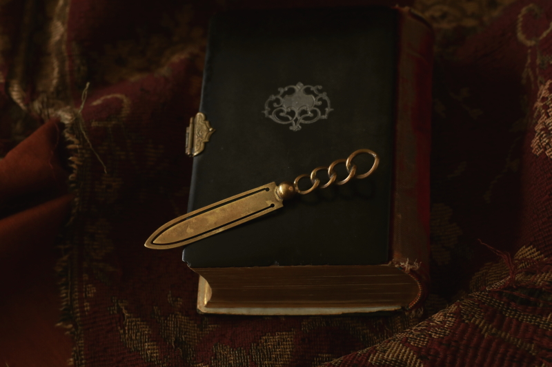 ブラスブックマーク　ペーパーナイフ　イギリス　アンティークストリュフ