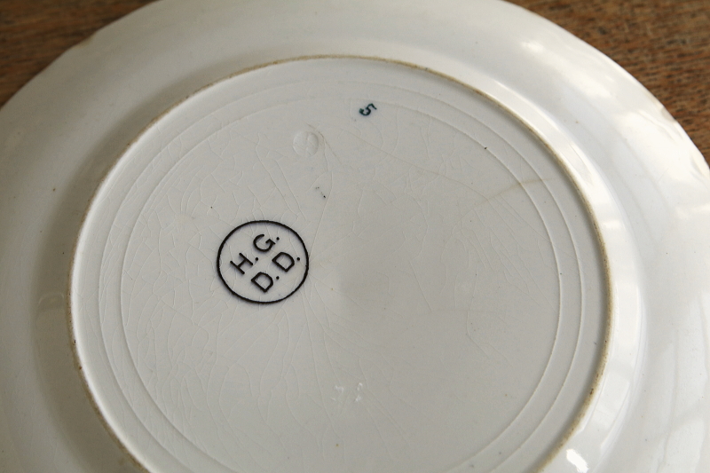 デンビーデールのパイ絵皿　イギリス アンティークストリュフ