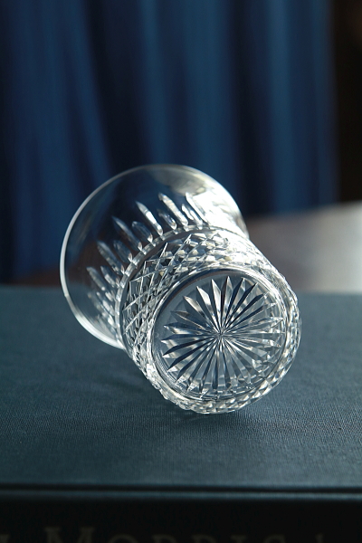 カットクリスタルショートタンブラー　イギリス　アンティークストリュフ