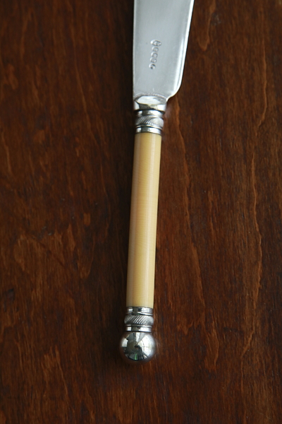 アイボリーハンドル　花の彫刻　JOHN SANDERSON & SON　イギリス　アンティークストリュフ