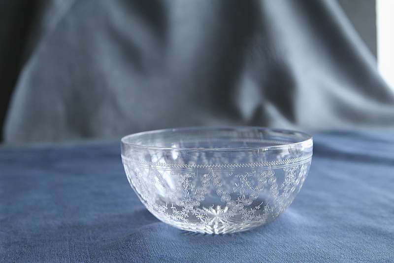 エッチングクリスタルフィンガーボウル　ガラス菓子器　イギリスアンティークストリュフ