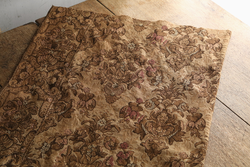 花のヴィンテージゴブラン　フランス アンティークストリュフ