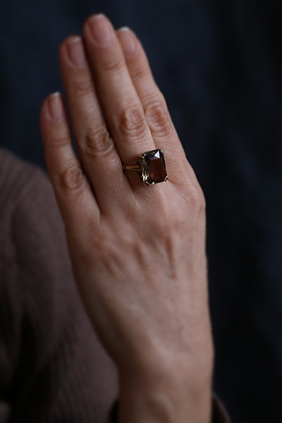 レクタングルスモーキークォーツリング　水晶　イギリス　アンティークストリュフ