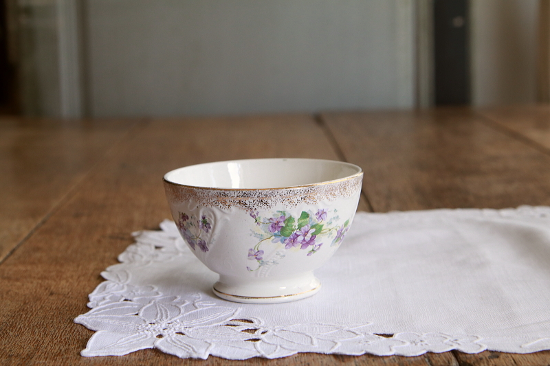 スミレのカフェオレボウル　Boch Frers Keramis ベルギー　アンティークストリュフ