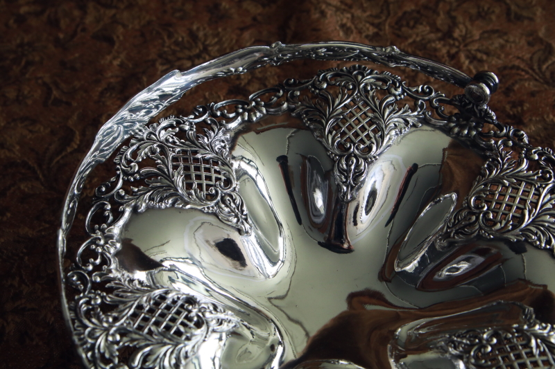 レースワークケーキバスケット　ヴィクトリアン　LEE & WIGFULL　イギリス　アンティークストリュフ