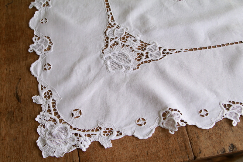 葡萄モチーフのニードルレース　リネンテーブルクロス　イギリス　アンティークストリュフ