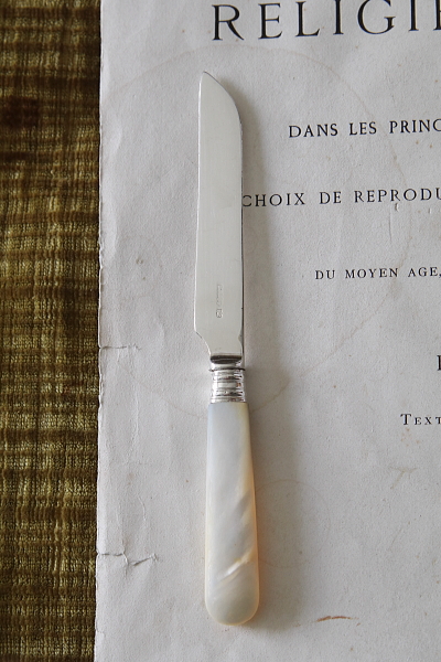 マザーオブパールハンドルデザートナイフ　james dixon and sons イギリス　アンティークストリュフ