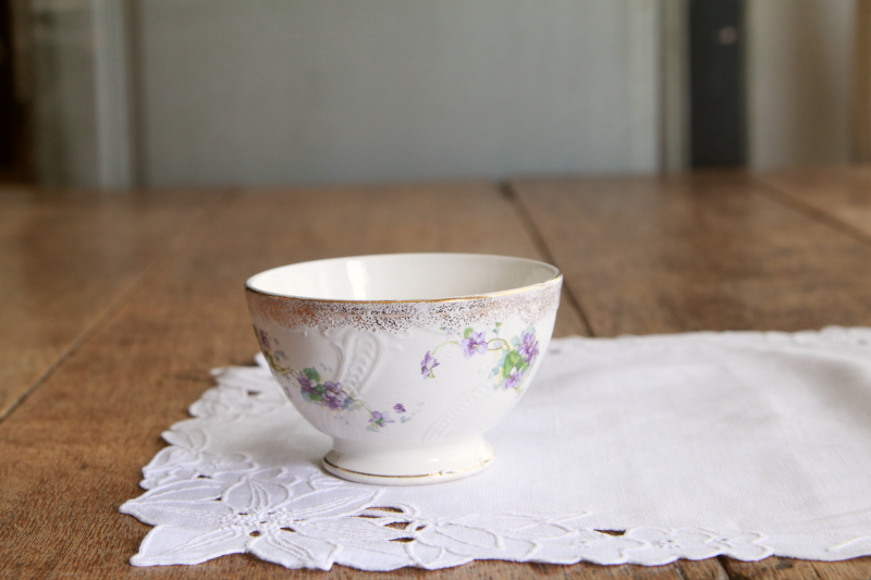 スミレのカフェオレボウル　Boch Frers Keramis ベルギー　アンティークストリュフ