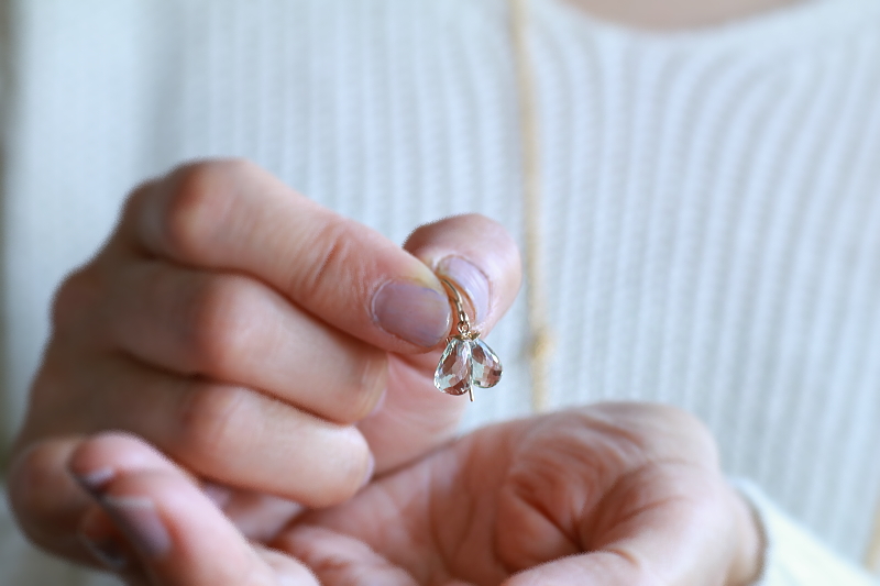 ブリオレットカットグリーンクォーツピアス　イヤリング　イギリス　アンティークストリュフ