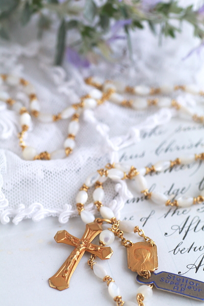 マザーオブパールのロザリオ　デッドストック　ゴールドプレート　フランス　アンティークストリュフ