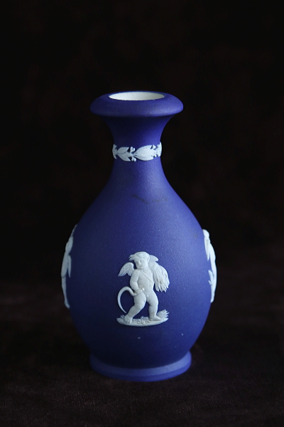 ジャスパーウェア　天使のポージーベース　wedgwood ウエッジウッド　イギリス　アンティークストリュフ