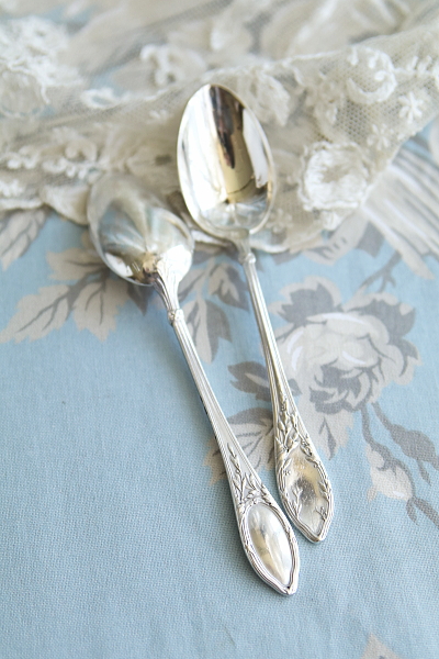 フレンチシルバースモールティースプーン　olier and caron フランス　アンティークストリュフ
