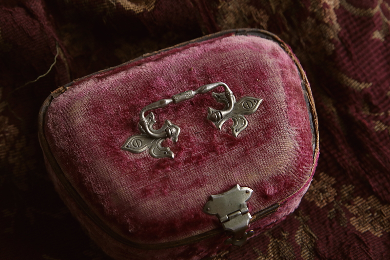 ベロアのソーイングボックス　フランス アンティークストリュフ