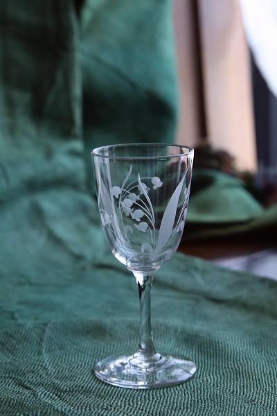 スズランのクリスタルシェリーグラス　イギリス　ヴィクトリアン アンティークストリュフ