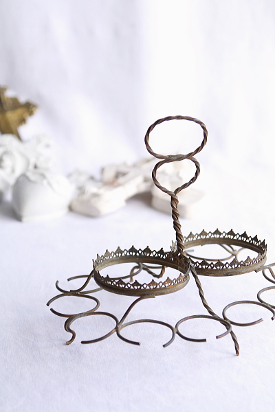 リキュールのワイヤースタンド　フランス アンティークストリュフ