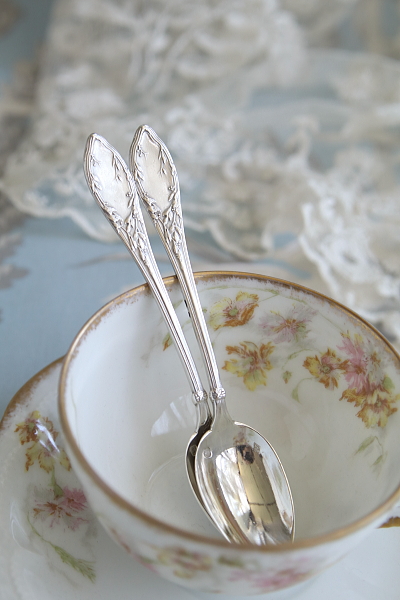 フレンチシルバースモールティースプーン　olier and caron フランス　アンティークストリュフ