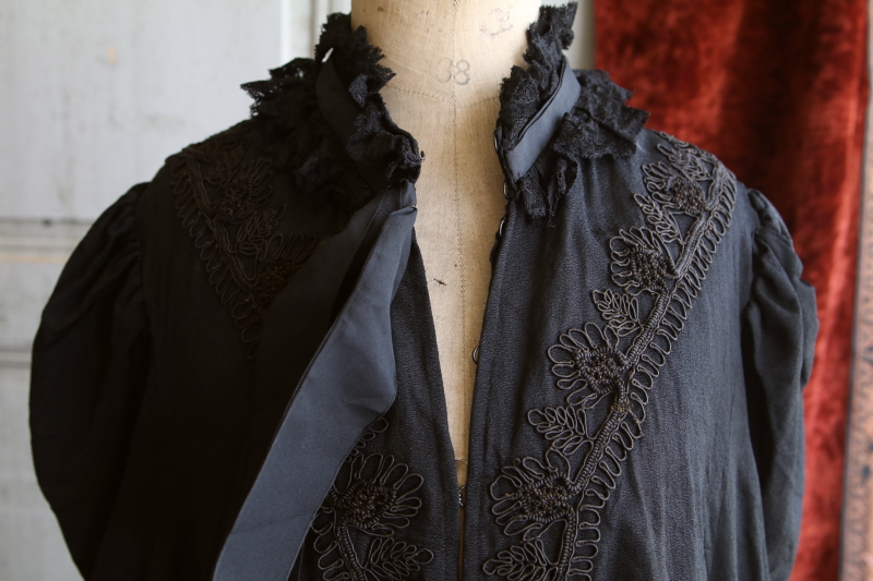 ブラックシルクのケープ　フランス　アンティークストリュフ