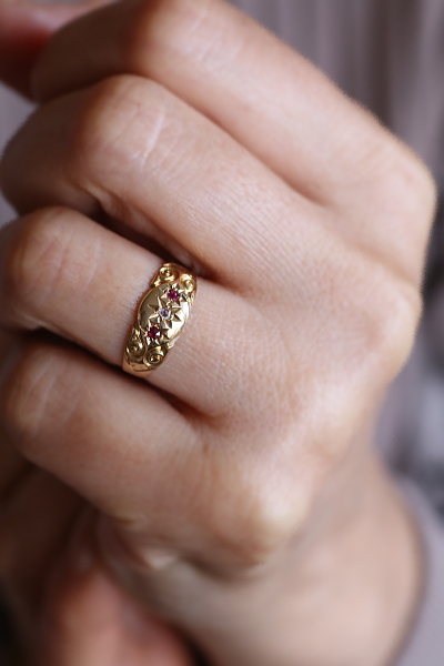 ダイヤモンドアンドルビー　ジプシーリング　イギリス　アンティークストリュフ 202602010