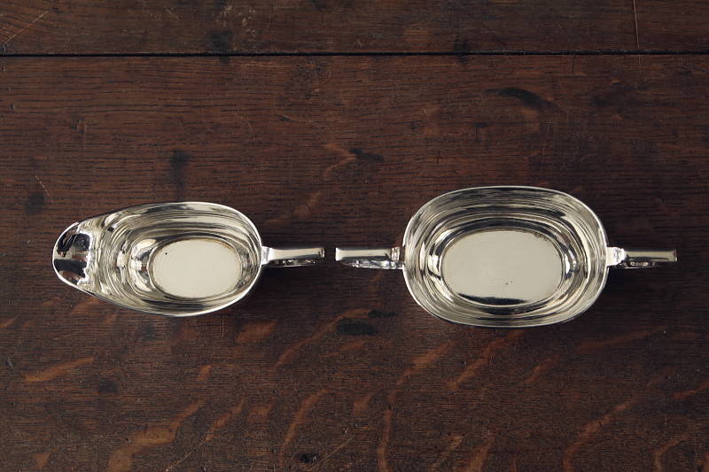 バチェラーティー3点セット　イギリス　アンティークストリュフ