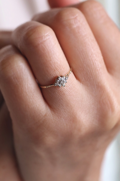 メレダイヤ　ダイヤシェイプリング　イギリス　アンティークストリュフ