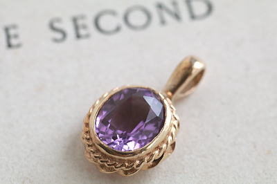 オーバルアメシストゴールドペンダント　ヴィンテージネックレス　イギリス　アンティークストリュフ