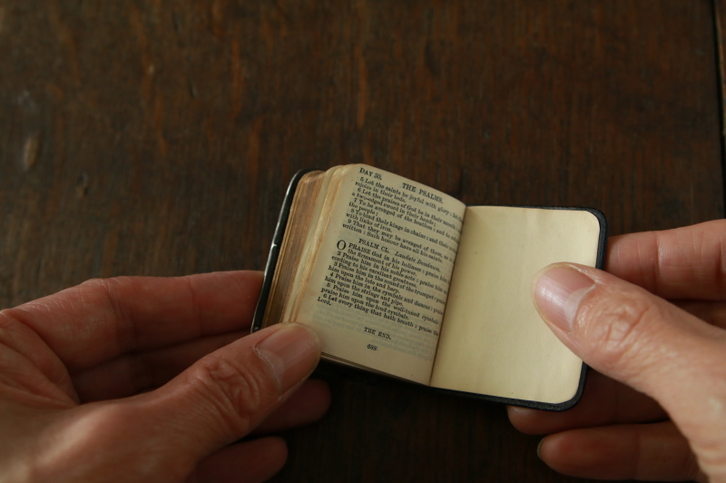 エンジェルズヘッズの銀装丁　コモンプレイヤー　聖公会　祈祷書　イギリス　アンティークストリュフ