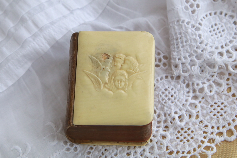 天使のセルロイド表紙祈祷書　エンジェルズヘッズ　ジョシュア・レイノルズ　イギリス　アンティークストリュフ