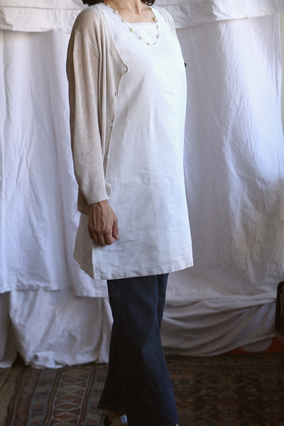 モノグラム刺繍のリネンナイティ　フランス　アンティークストリュフ