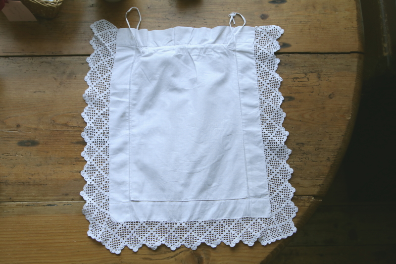 刺繍とクロッシェレース　ブラシ＆コームバッグ アンティークストリュフ