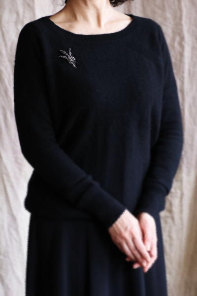 マーカサイトシルバーフラワーブローチ　ヨーロッパ　アンティークストリュフ