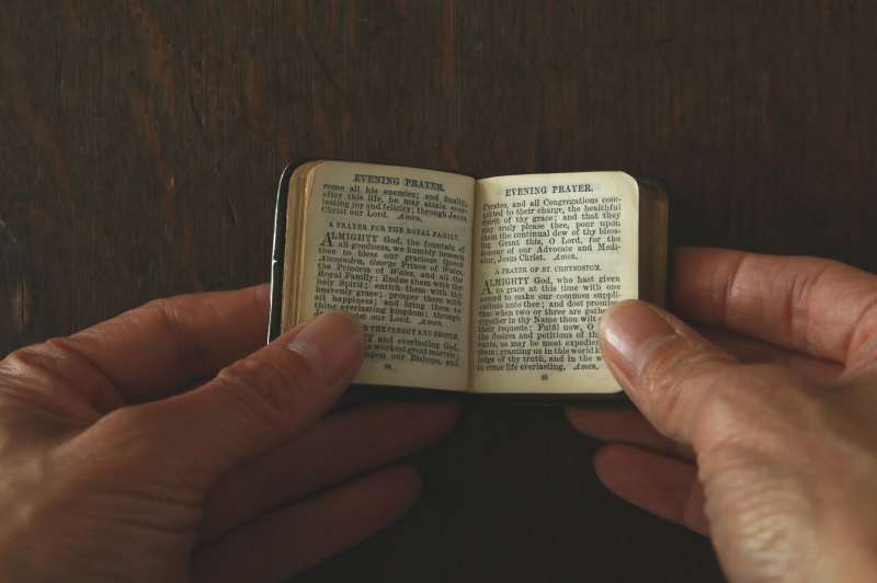 エンジェルズヘッズの銀装丁　コモンプレイヤー　聖公会　祈祷書　イギリス　アンティークストリュフ
