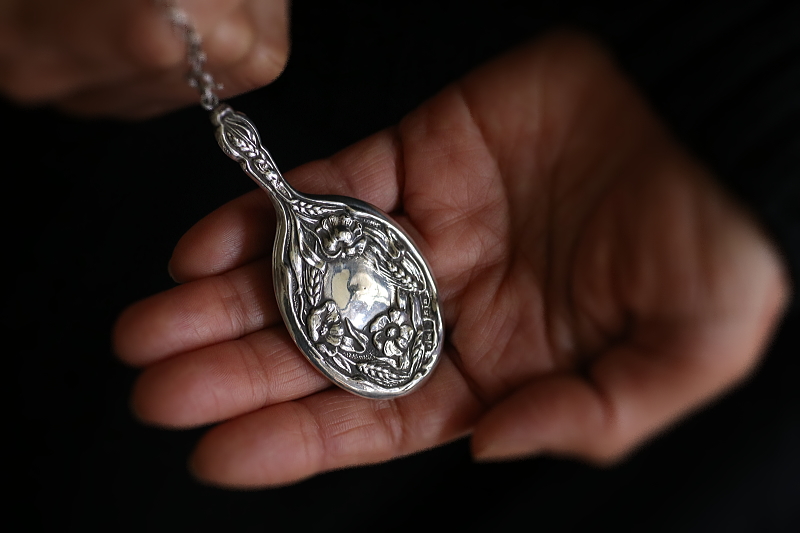 アールヌーボー　シルバーミニハンドミラー　麦穂と芥子　イギリス　アンティークストリュフ