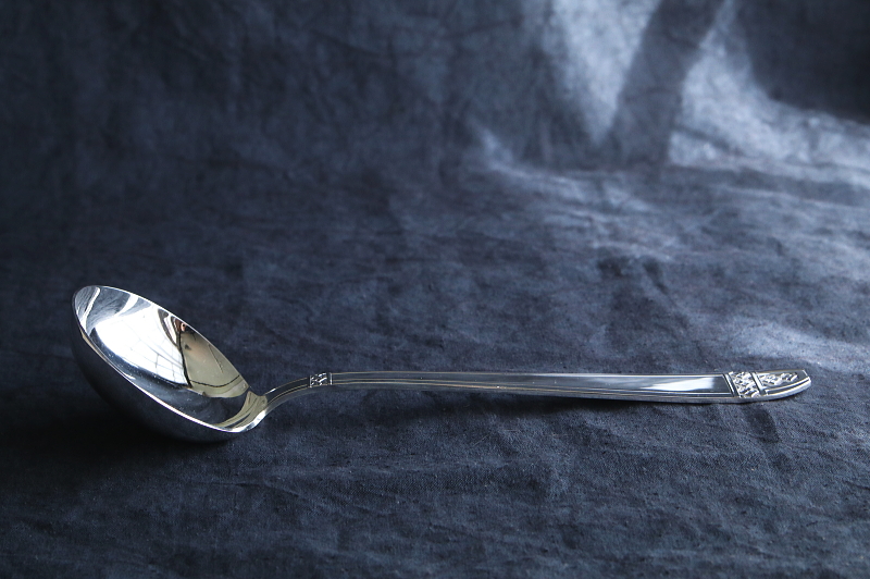 幾何学顧問のスープレードル　フランス　アンティークストリュフ 2026020304