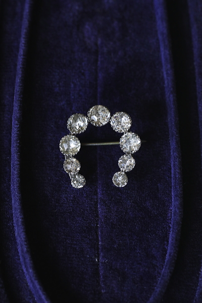 ヴィクトリアン～エドワーディアン　シルバーペーストブローチ　馬蹄　スター　アンティークストリュフ