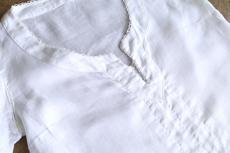 レースエッジリネンチュニック　イタリア　アンティークストリュフ