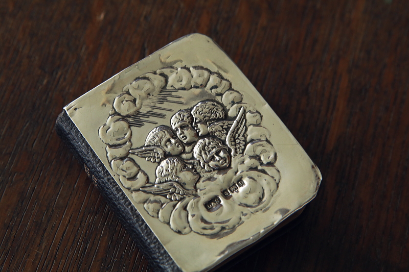 エンジェルズヘッズの銀装丁　コモンプレイヤー　聖公会　祈祷書　イギリス　アンティークストリュフ