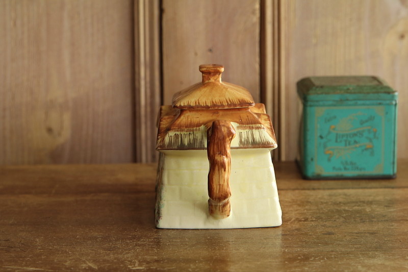 カントリーコテージティーポット　price and kensington PARAMOUNT POTTERY　アンティークストリュフ