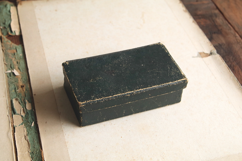 薔薇のミニチュアティーセット　ドイツ　アンティークストリュフ