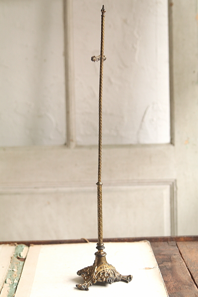 ブラスのフェイススクリーンスタンド　イギリス　ヴィクトリアン　アンティークストリュフ