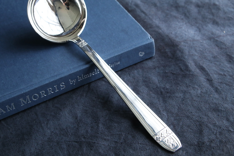 幾何学顧問のスープレードル　フランス　アンティークストリュフ 2026020304