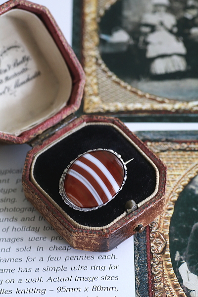 スコティッシュアゲートシルバーブローチ　スコットランド　アンティークストリュフ 20250822