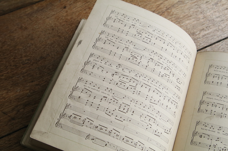 KATE GREENAWAYの童謡集　ケイト・グリーナウェイ　イギリス　古書 アンティークストリュフ