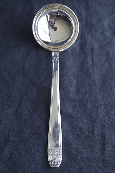 幾何学顧問のスープレードル　フランス　アンティークストリュフ 2026020304