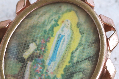 ルルドのスーベニールブローチ　フランス　アンティークストリュフ