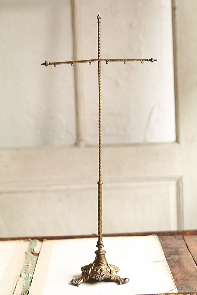 ブラスのフェイススクリーンスタンド　イギリス　ヴィクトリアン　アンティークストリュフ