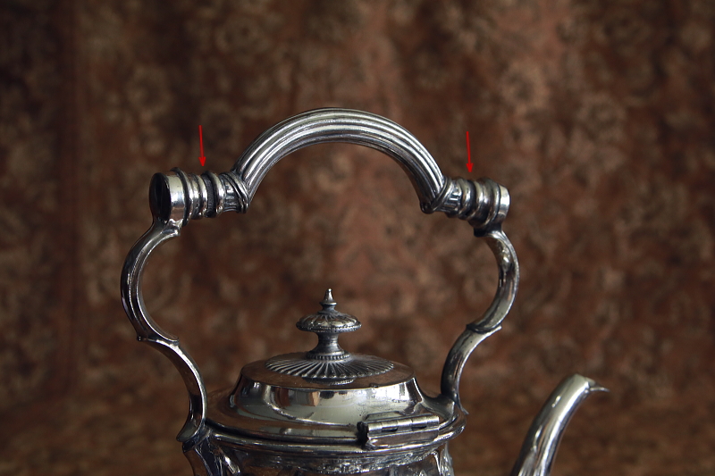 薔薇のレリーフのティーケトルアンドスタンド　philip ashberry and sons ヴィクトリアン　イギリス　アンティークストリュフ