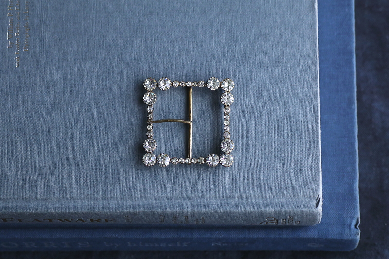 オールドペーストバックル　ヨーロッパ　アンティークストリュフ