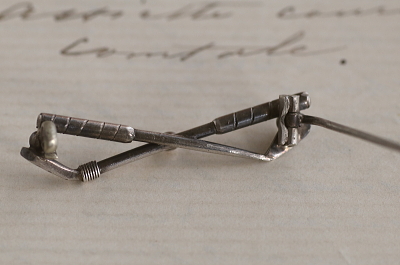 シルバーゴルフブローチ　イギリス　 アンティークストリュフ